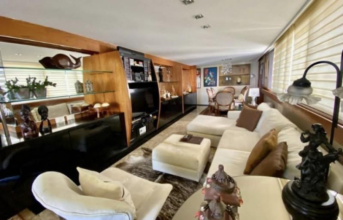 Apartamento com 4 Quartos à Venda, 220 m² em Boa Viagem - Recife