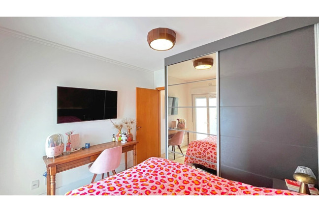 Imagem Casa com 2 Quartos à Venda, 110 m² em Hípica - Porto Alegre Imagem Casa com 2 Quartos à Venda, 110 m² em Hípica - Porto Alegre