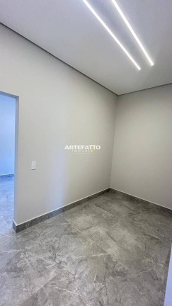 Imagem Casa com 2 Quartos à Venda, 211 m²