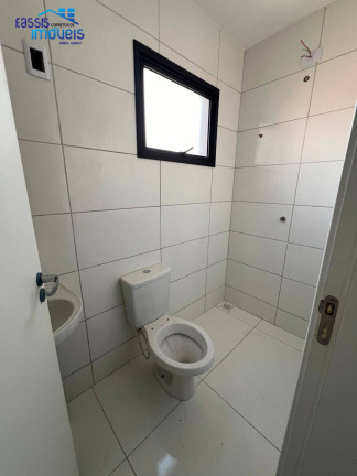 Imagem Casa com 3 Quartos à Venda, 82 m² em Santa Terezinha - Colombo Imagem Casa com 3 Quartos à Venda, 82 m² em Santa Terezinha - Colombo