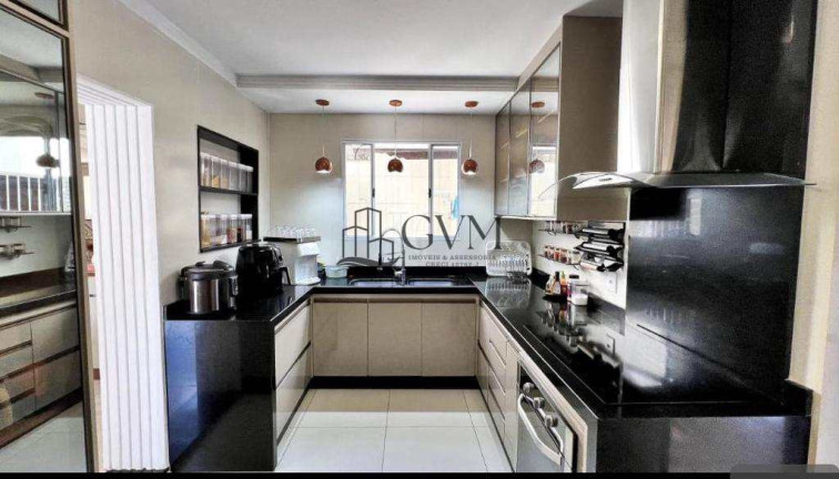Imagem Casa com 3 Quartos à Venda, 450 m² em Flórida - Praia Grande Imagem Casa com 3 Quartos à Venda, 450 m² em Flórida - Praia Grande