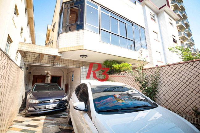 Imagem Sobrado com 5 Quartos à Venda, 258 m² em Embaré - Santos