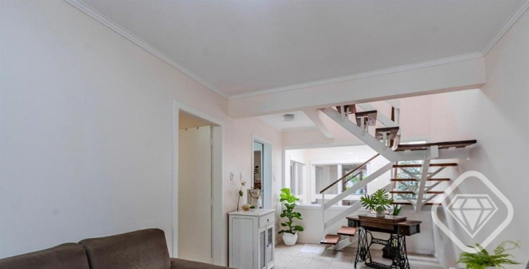 Imagem Casa de Condomínio com 3 Quartos à Venda,  em Ipanema - Porto Alegre
