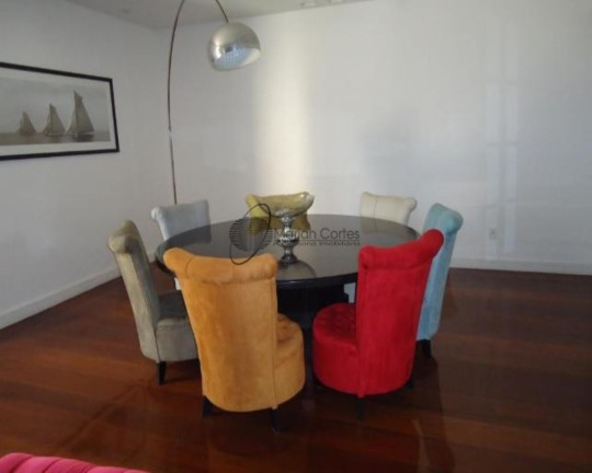 Imagem Imóvel com 4 Quartos à Venda, 300 m² em Icaraí - Niterói Imagem Imóvel com 4 Quartos à Venda, 300 m² em Icaraí - Niterói