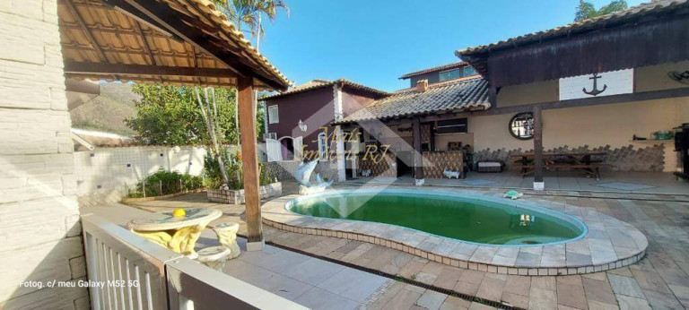 Imagem Casa com 5 Quartos à Venda, 520 m² em Itaipu - Niterói Imagem Casa com 5 Quartos à Venda, 520 m² em Itaipu - Niterói