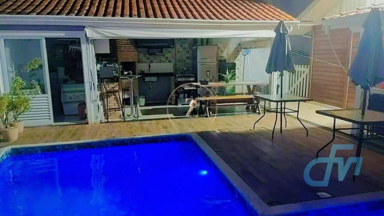 Sobrado com 4 Quartos à Venda, 230 m² em Parque Residencial Itapeti - Mogi Das Cruzes