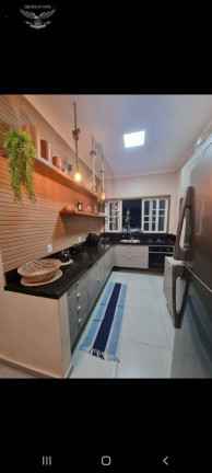 Imagem Casa com 4 Quartos à Venda, em Ananindeua Imagem Casa com 4 Quartos à Venda, em Ananindeua