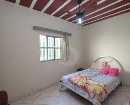 Imagem Casa com 3 Quartos à Venda, 295 m² em Santa Efigênia - Belo Horizonte Imagem Casa com 3 Quartos à Venda, 295 m² em Santa Efigênia - Belo Horizonte