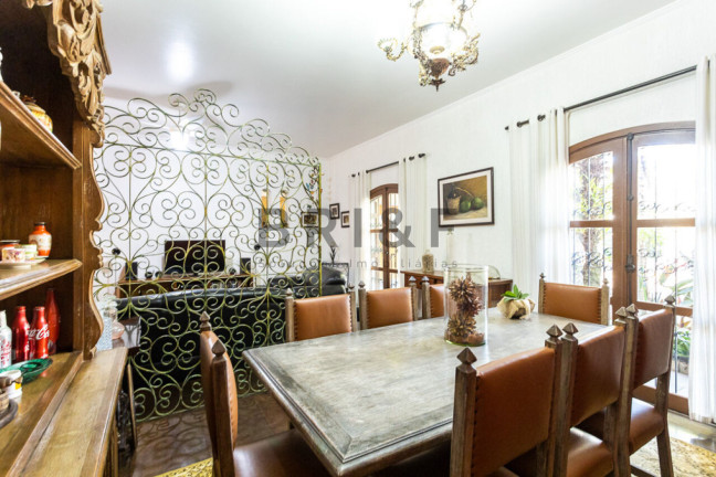 Imagem Casa com 3 Quartos à Venda, 225 m² em Butantã - São Paulo Imagem Casa com 3 Quartos à Venda, 225 m² em Butantã - São Paulo