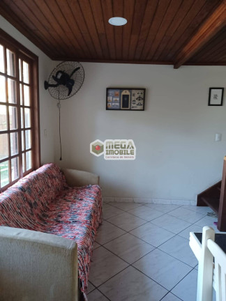 Imagem Casa com 5 Quartos à Venda, 180 m² em Fazenda Da Armação - Governador Celso Ramos
