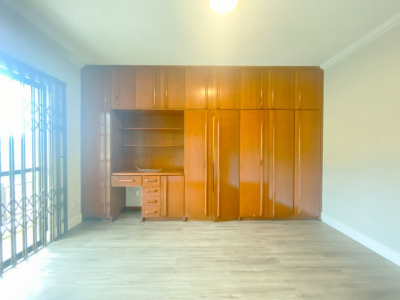 Imagem Casa com 3 Quartos à Venda, 320 m² em Coqueiros - Florianópolis Imagem Casa com 3 Quartos à Venda, 320 m² em Coqueiros - Florianópolis
