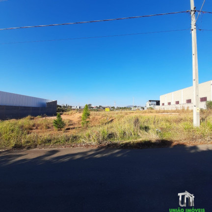 Terreno à Venda, 600 m² em Bairro Do Uberaba - Bragança Paulista