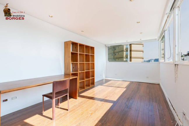 Imagem Apartamento com 3 Quartos à Venda, 180 m² em Vila Nova Conceição - São Paulo Imagem Apartamento com 3 Quartos à Venda, 180 m² em Vila Nova Conceição - São Paulo