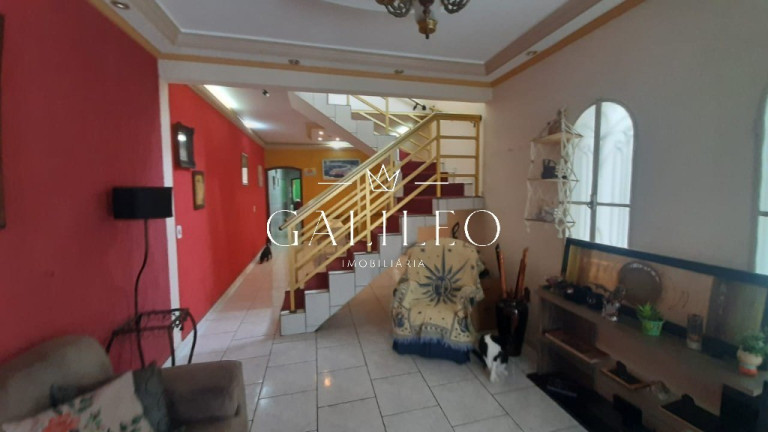 Sobrado com 4 Quartos à Venda, 183 m² em Vila Vianelo - Jundiaí