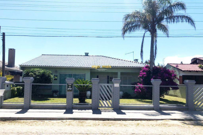 Casa com 4 Quartos à Venda, 220 m² em C.c.i- Extenção Atlantida Ii - Xangri-lá