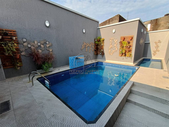 Casa com 2 Quartos à Venda, 55 m² em Maracana - Praia Grande