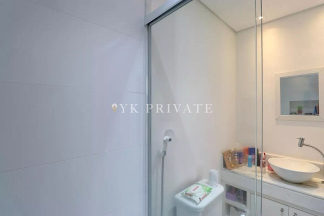 Imagem Cobertura com 3 Quartos à Venda, 216 m² em Vila Romana - São Paulo