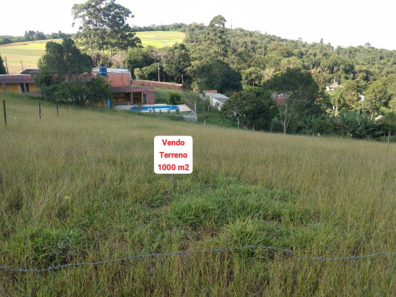 Terreno à Venda, 1.000 m² em Osasco