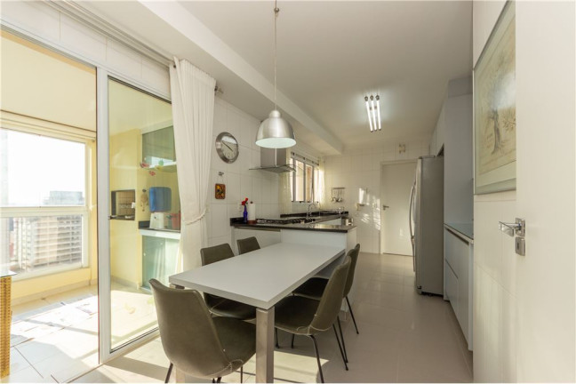 Imagem Imóvel com 4 Quartos à Venda, em Perdizes - São Paulo Imagem Imóvel com 4 Quartos à Venda, em Perdizes - São Paulo