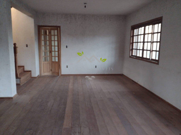 Imagem Casa com 4 Quartos à Venda,  em Vila Lolly - Campos Do Jordão