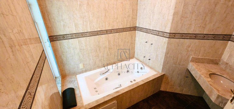 Imagem Casa com 4 Quartos à Venda, 575 m² em Residencial Doze (alphaville) - Santana De Parnaíba