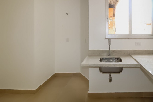 Imagem Imóvel com 2 Quartos à Venda, 106 m² em Copacabana - Rio De Janeiro Imagem Imóvel com 2 Quartos à Venda, 106 m² em Copacabana - Rio De Janeiro