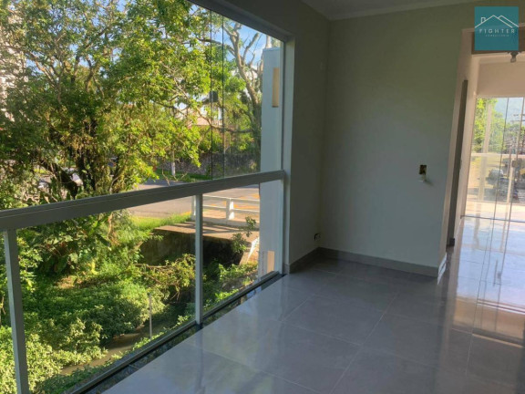 Imagem Casa com 2 Quartos à Venda, 96 m²