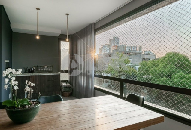Imagem Apartamento com 3 Quartos à Venda, 139 m² em Auxiliadora - Porto Alegre Imagem Apartamento com 3 Quartos à Venda, 139 m² em Auxiliadora - Porto Alegre