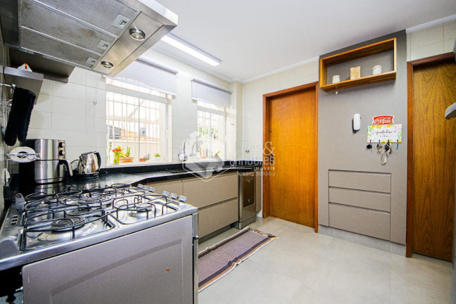 Imagem Casa com 4 Quartos à Venda, 289 m² em Pinheiros - São Paulo Imagem Casa com 4 Quartos à Venda, 289 m² em Pinheiros - São Paulo