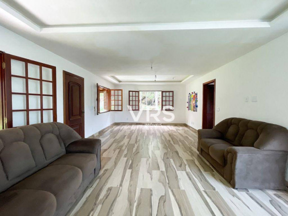 Imagem Casa com 4 Quartos à Venda, 275 m² em Três Córregos - Teresópolis Imagem Casa com 4 Quartos à Venda, 275 m² em Três Córregos - Teresópolis