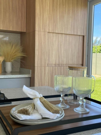 Imagem Casa com 4 Quartos à Venda, em Centro - Xangri-lá Imagem Casa com 4 Quartos à Venda, em Centro - Xangri-lá