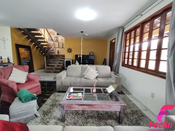 Imagem Casa com 4 Quartos à Venda, 355 m² em Campeche - Florianópolis Imagem Casa com 4 Quartos à Venda, 355 m² em Campeche - Florianópolis