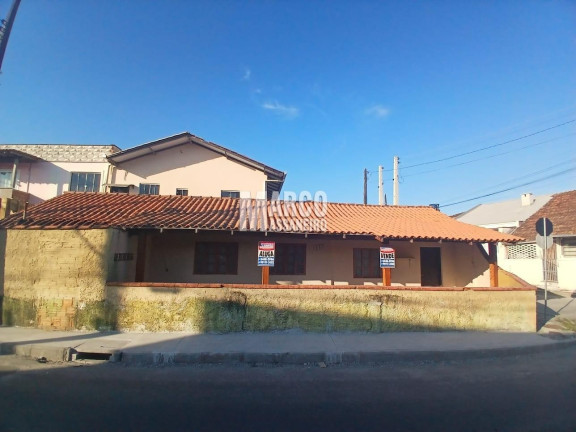 Imagem Casa com 1 Quarto à Venda, 138 m² em Centro - Balneário Barra Do Sul Imagem Casa com 1 Quarto à Venda, 138 m² em Centro - Balneário Barra Do Sul