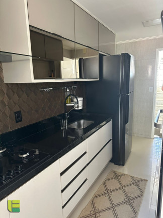 Imagem Apartamento com 3 Quartos à Venda, 80 m² em Candeias - Jaboatão Dos Guararapes Imagem Apartamento com 3 Quartos à Venda, 80 m² em Candeias - Jaboatão Dos Guararapes