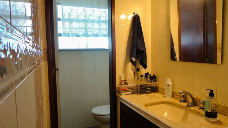 Imagem Casa com 4 Quartos à Venda, 350 m² em Várzea - Teresópolis