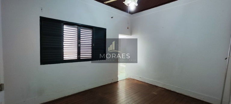 Imagem Casa com 5 Quartos à Venda, 270 m² em Centro - Botucatu