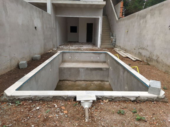Imagem Casa com 3 Quartos à Venda, 180 m² em Piqueri - Atibaia Imagem Casa com 3 Quartos à Venda, 180 m² em Piqueri - Atibaia