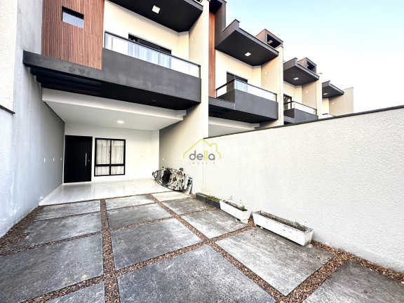 Imagem Casa com 3 Quartos à Venda, 148 m² em Saguaçu - Joinville Imagem Casa com 3 Quartos à Venda, 148 m² em Saguaçu - Joinville