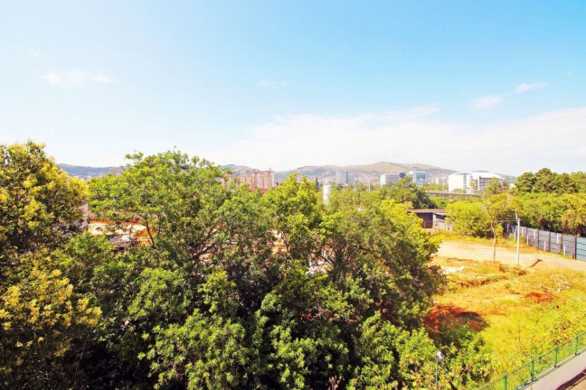Imagem Apartamento com 2 Quartos à Venda, 67 m² em Jardim Do Salso - Porto Alegre