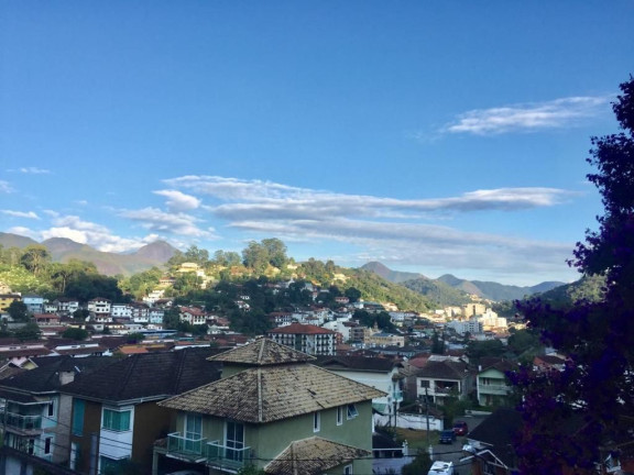Imagem Casa com 4 Quartos à Venda, 307 m² em Tijuca - Teresópolis Imagem Casa com 4 Quartos à Venda, 307 m² em Tijuca - Teresópolis