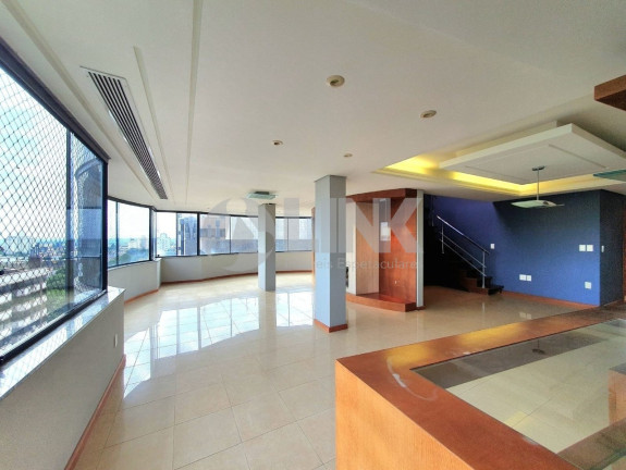 Imagem Imóvel com 3 Quartos à Venda, 312 m² em Jardim Itu - Porto Alegre Imagem Imóvel com 3 Quartos à Venda, 312 m² em Jardim Itu - Porto Alegre
