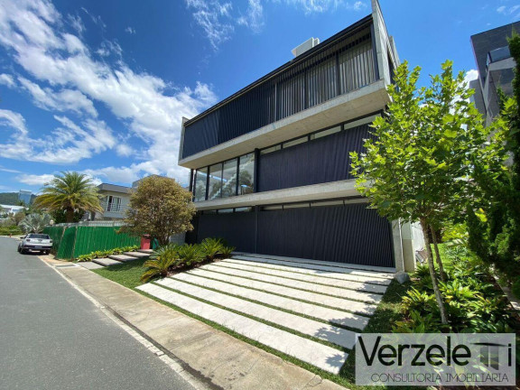 Imagem Casa com 4 Quartos à Venda, 680 m² em Praia Brava - Itajaí