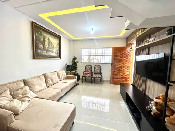 Sobrado com 3 Quartos à Venda, 125 m² em Guilhermina - Praia Grande