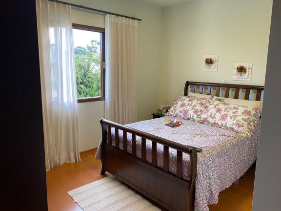 Imagem Casa com 3 Quartos à Venda, 213 m² em Vila Santista - Atibaia Imagem Casa com 3 Quartos à Venda, 213 m² em Vila Santista - Atibaia