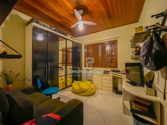 Imagem Casa com 3 Quartos à Venda, 147 m² em Albuquerque - Teresópolis Imagem Casa com 3 Quartos à Venda, 147 m² em Albuquerque - Teresópolis