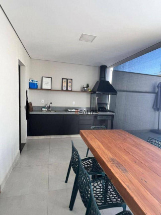 Imagem Casa com 3 Quartos à Venda, 190 m² em Condomínio Jardim Laguna - Indaiatuba Imagem Casa com 3 Quartos à Venda, 190 m² em Condomínio Jardim Laguna - Indaiatuba