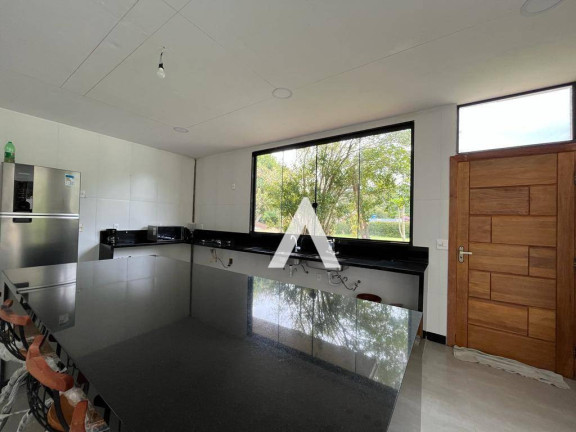 Imagem Casa com 3 Quartos à Venda, 380 m² em Albuquerque - Teresópolis Imagem Casa com 3 Quartos à Venda, 380 m² em Albuquerque - Teresópolis