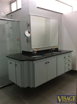 Imagem Casa à Venda, 130 m² em Centro - Jacareí Imagem Casa à Venda, 130 m² em Centro - Jacareí