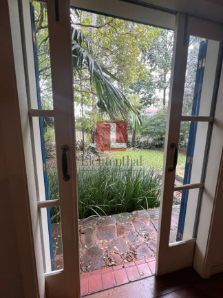Imagem Casa com 4 Quartos à Venda, 254 m² em Vila Nova Conceição - São Paulo Imagem Casa com 4 Quartos à Venda, 254 m² em Vila Nova Conceição - São Paulo