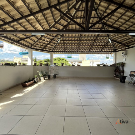 Imagem Casa com 3 Quartos à Venda, 123 m²